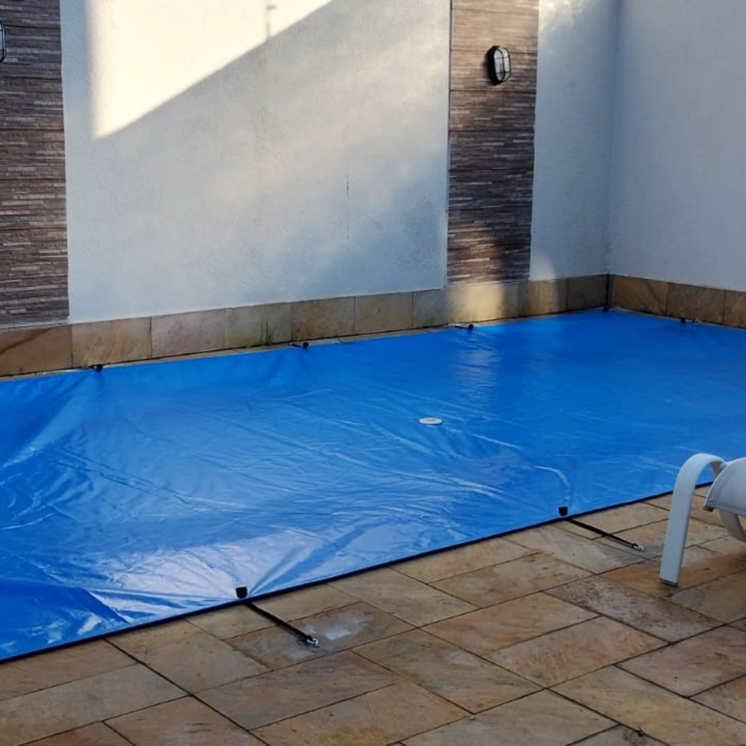 Piscina coberta com capa Amo Piscina
